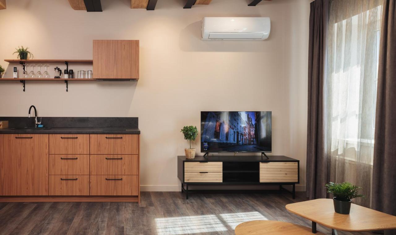 Colonel Suites & Apartments Рига Екстериор снимка