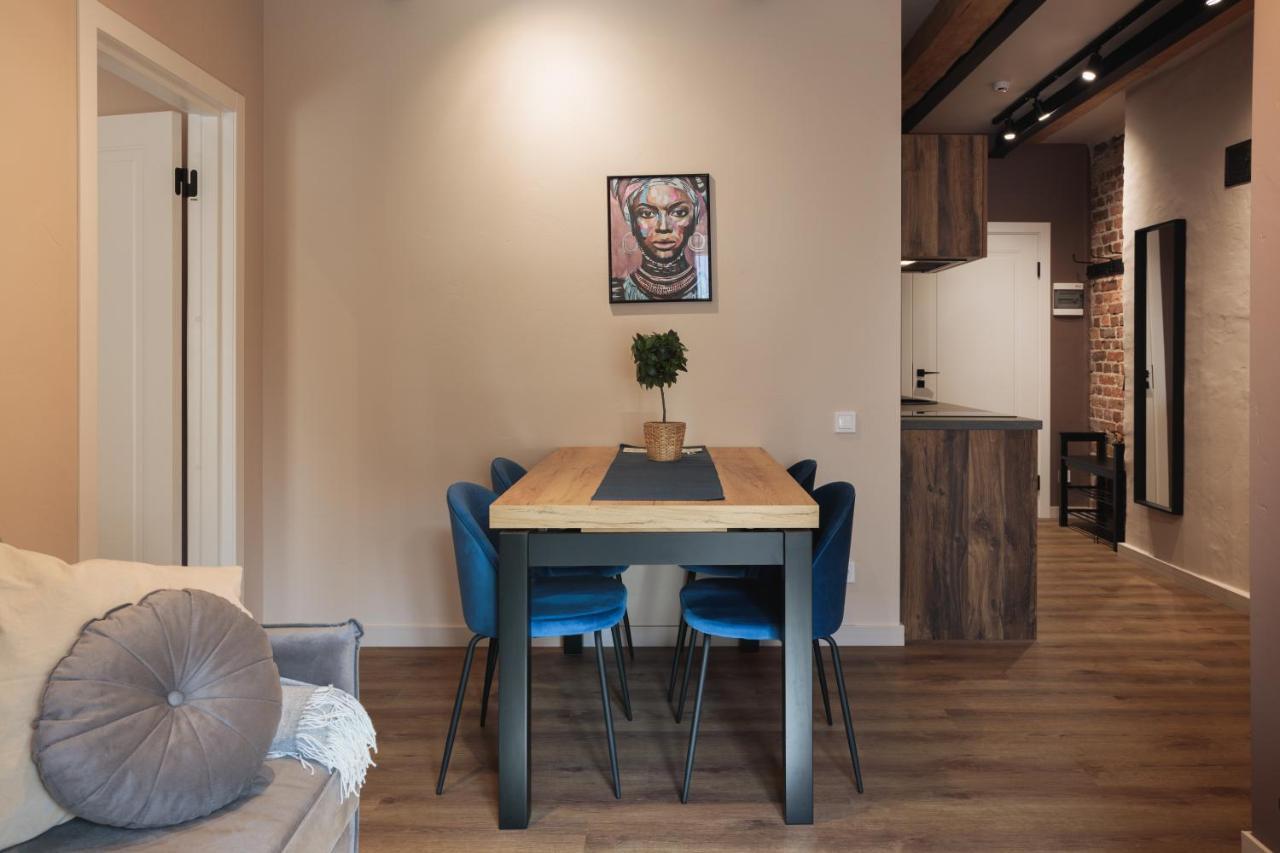 Colonel Suites & Apartments Рига Екстериор снимка