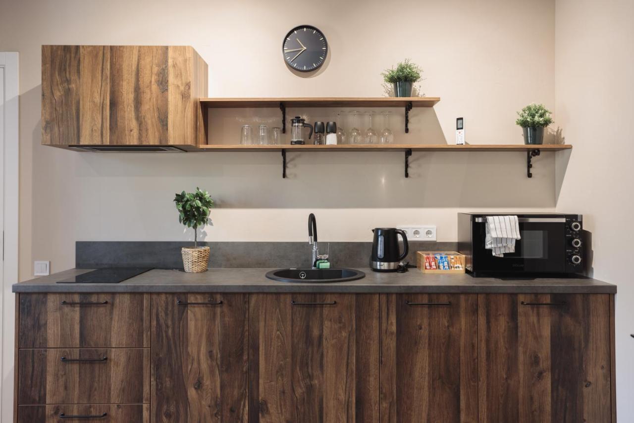 Colonel Suites & Apartments Рига Екстериор снимка