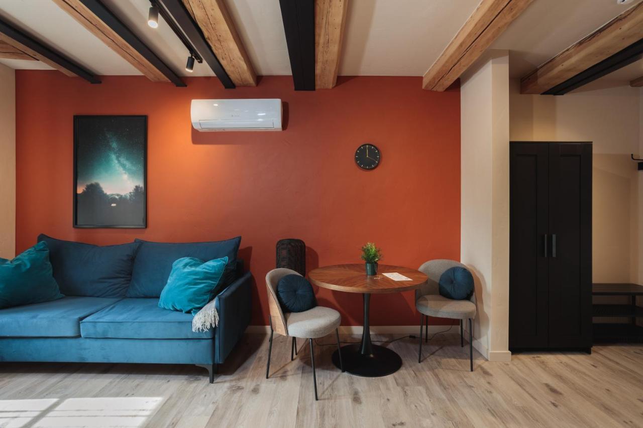 Colonel Suites & Apartments Рига Екстериор снимка