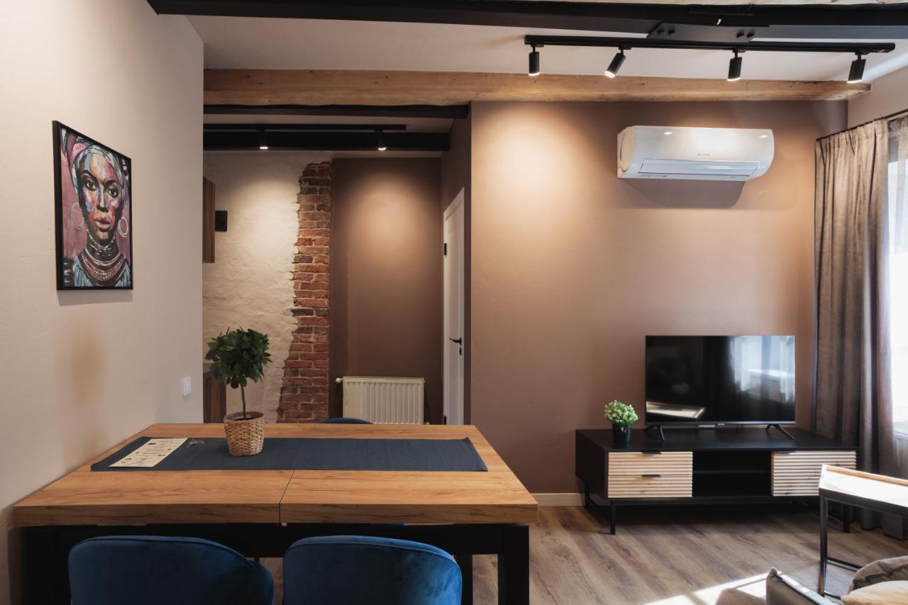 Colonel Suites & Apartments Рига Екстериор снимка