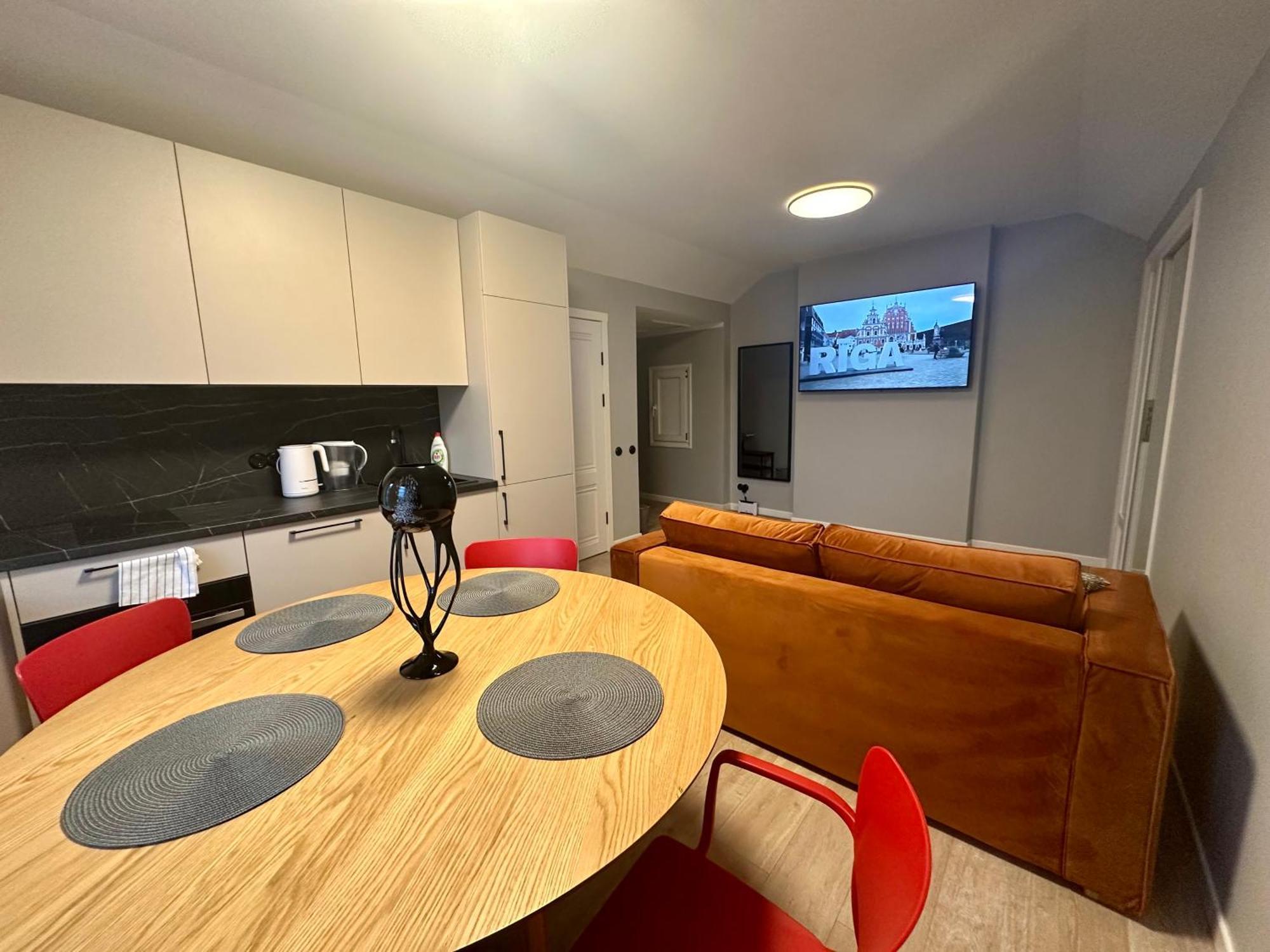 Colonel Suites & Apartments Рига Екстериор снимка
