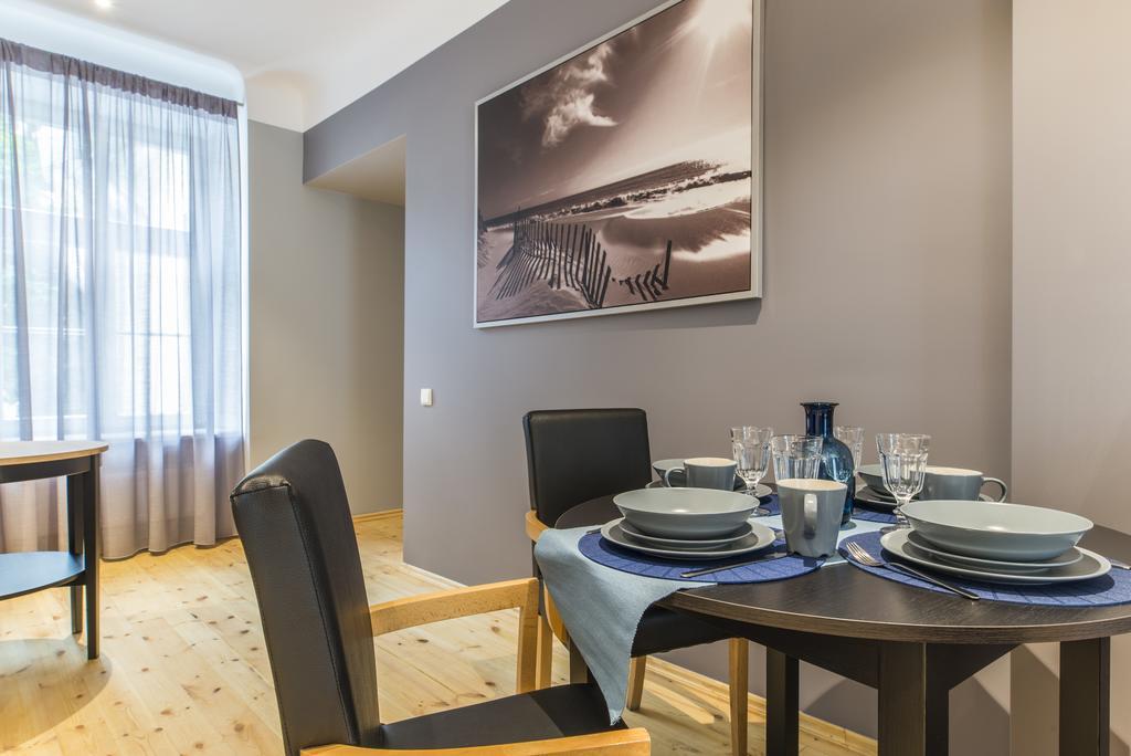 Colonel Suites & Apartments Рига Екстериор снимка