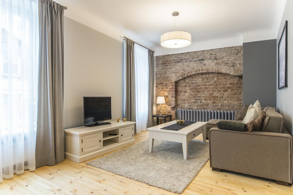 Colonel Suites & Apartments Рига Екстериор снимка