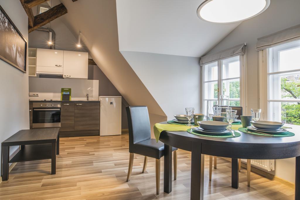 Colonel Suites & Apartments Рига Екстериор снимка