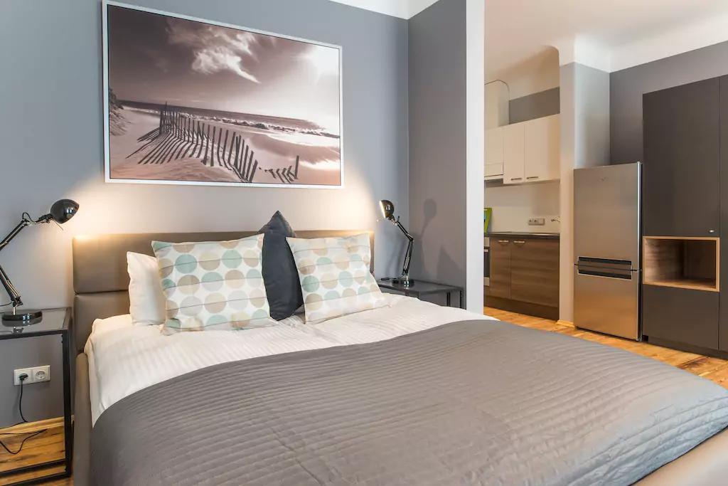 Colonel Suites & Apartments Рига Екстериор снимка