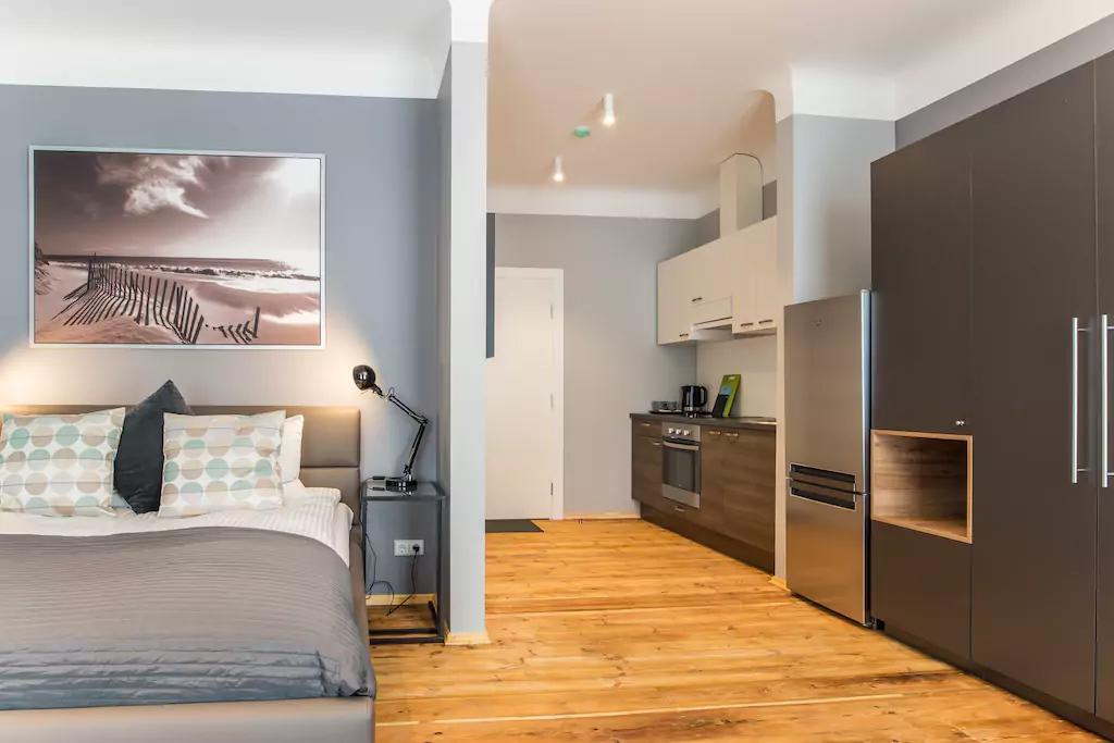 Colonel Suites & Apartments Рига Екстериор снимка