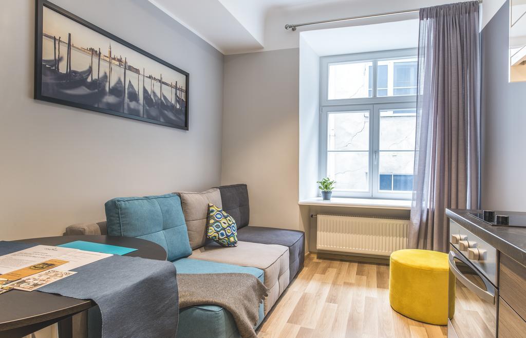 Colonel Suites & Apartments Рига Екстериор снимка